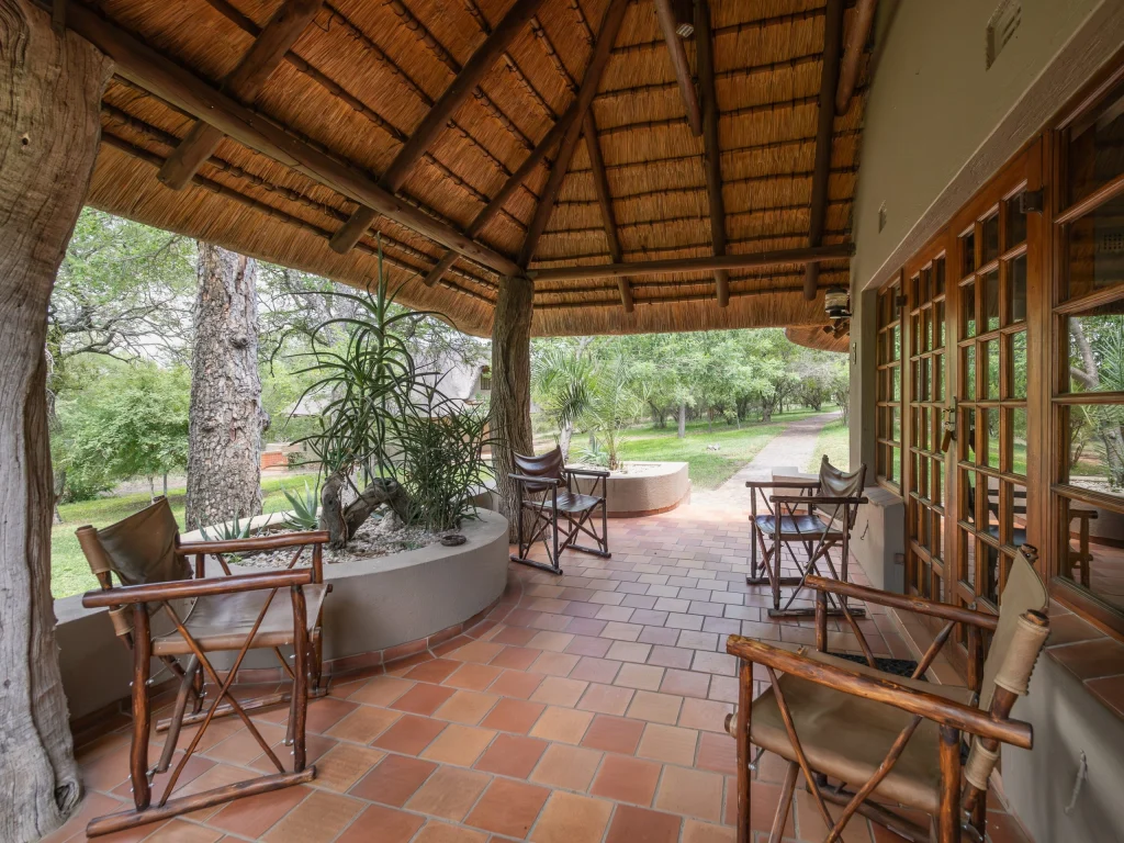 Family-friendly villa at MILIMA Big 5 Lodge
